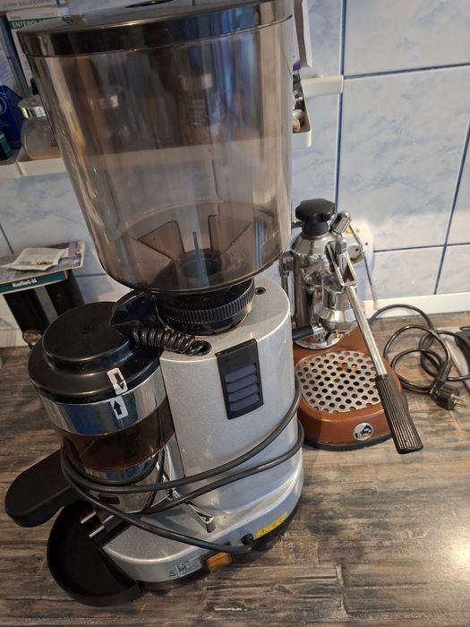 Rasnita cafea Rossi profesionala