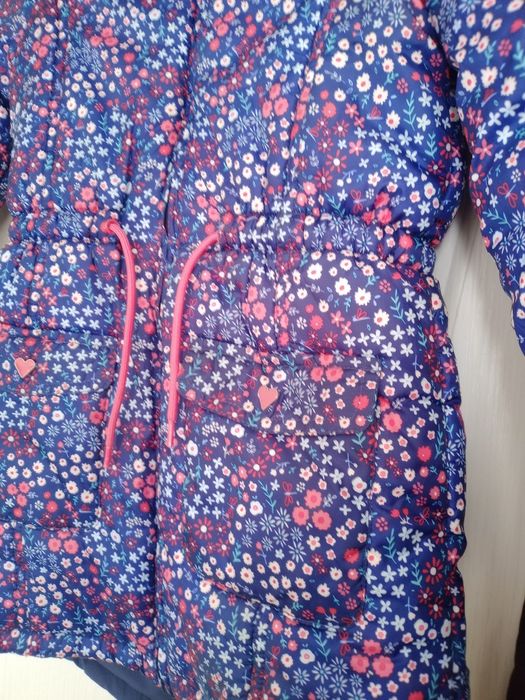 Двулицево и яке и гащеризон за ски