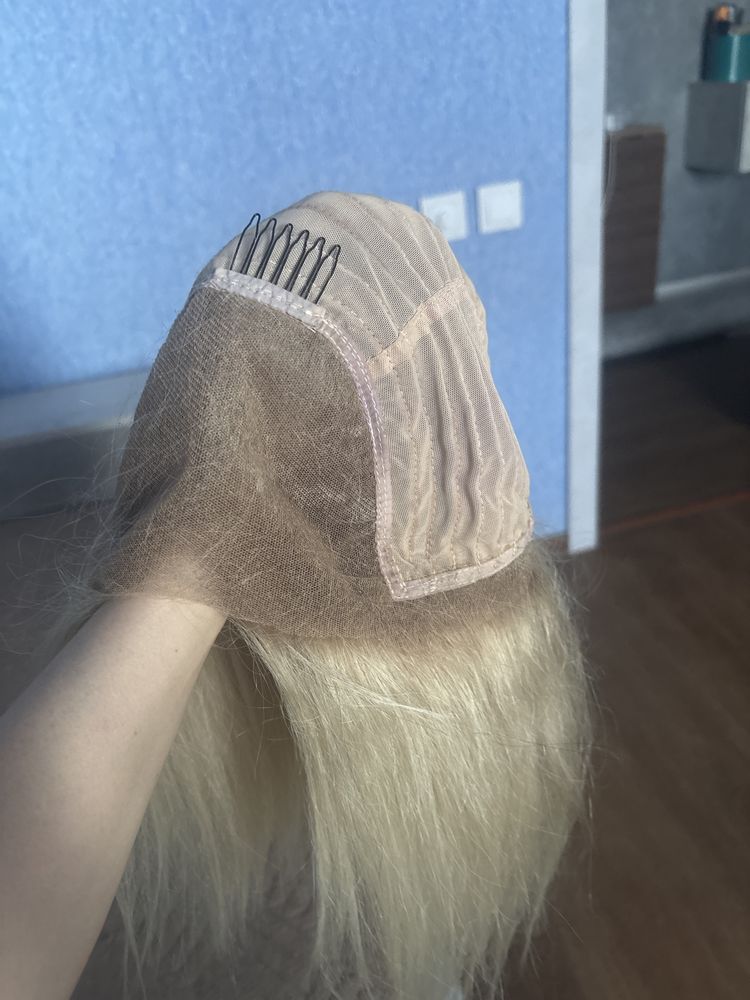 Продам парик из натуральных волос