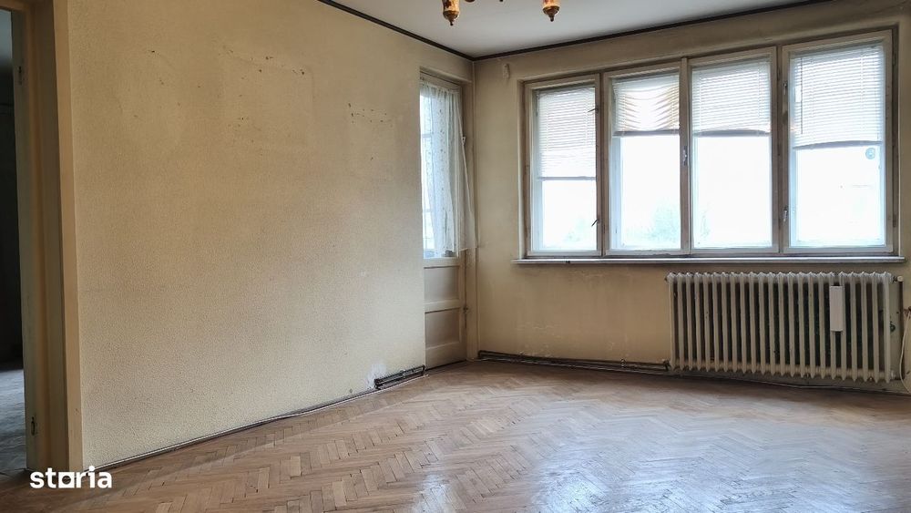 Apartament 3 camere in Deva, zona Licee, et 2