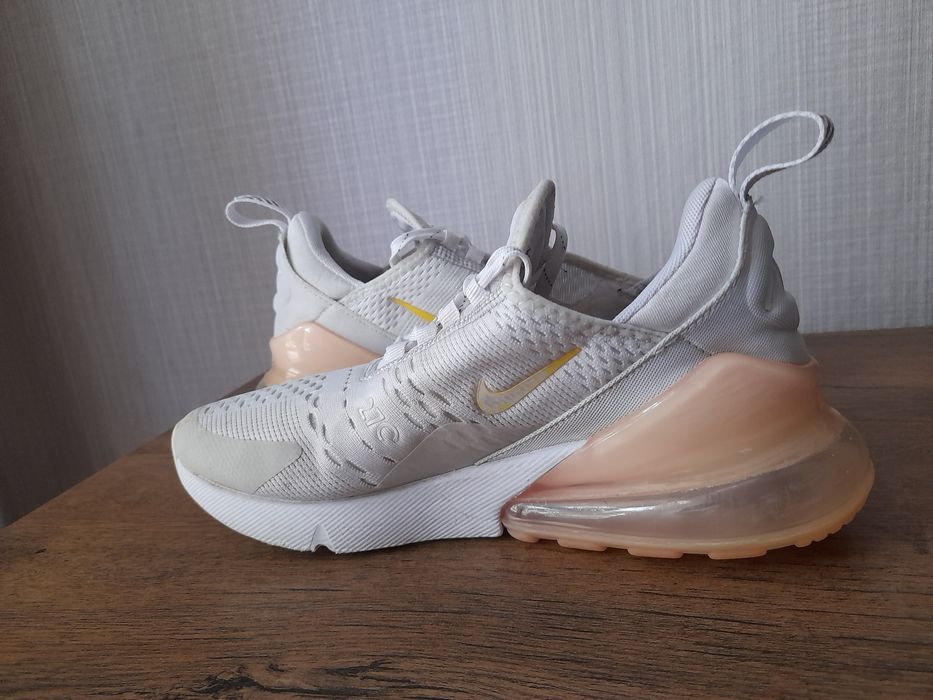 Nike Air max 270 маратонки 38 номер.