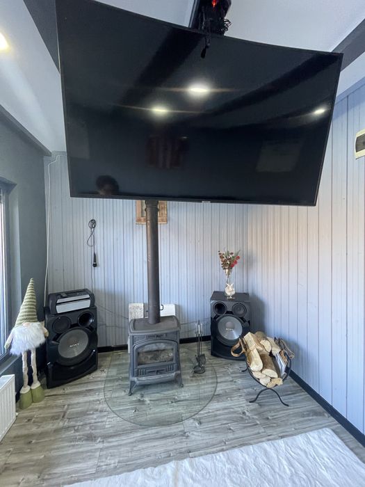 PF inchiriez cabana REVELION lac Tarnita