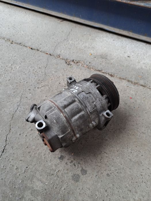 Compresor clima Renault Laguna 2 2.0 DCI 8200454172-E 2007-2012