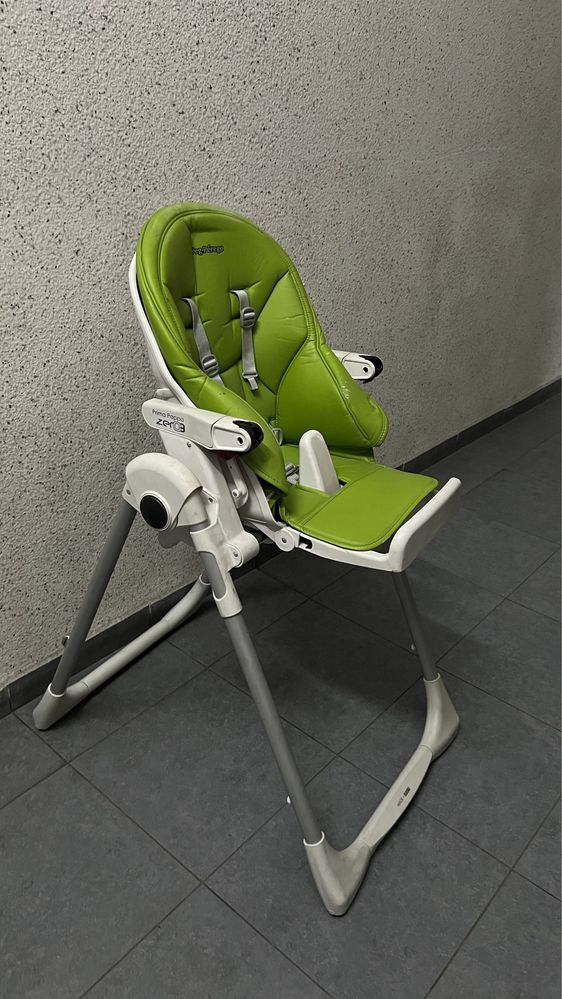 Продам стульчик для кормления Peg-Perego