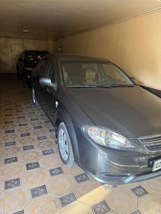 Jentra 2019 urilmagan 49 000 yurgan toza narxini kelishamiz srochna so