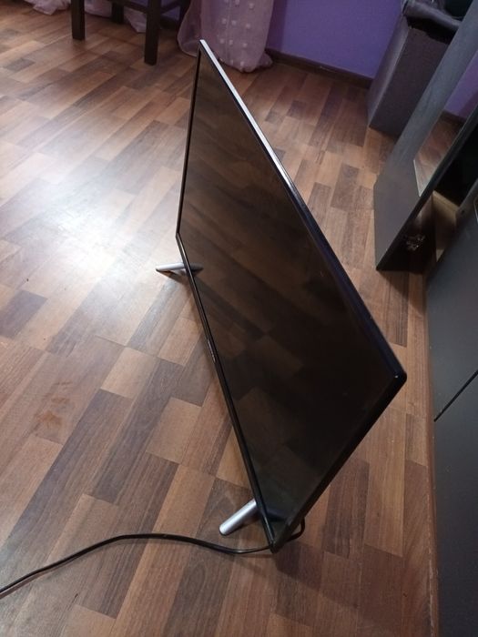 Vând televizoare united oferta