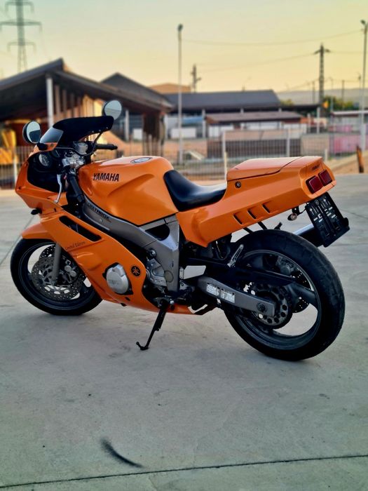 Yamaha r1 fzr600R cm3 acte austria recent adus