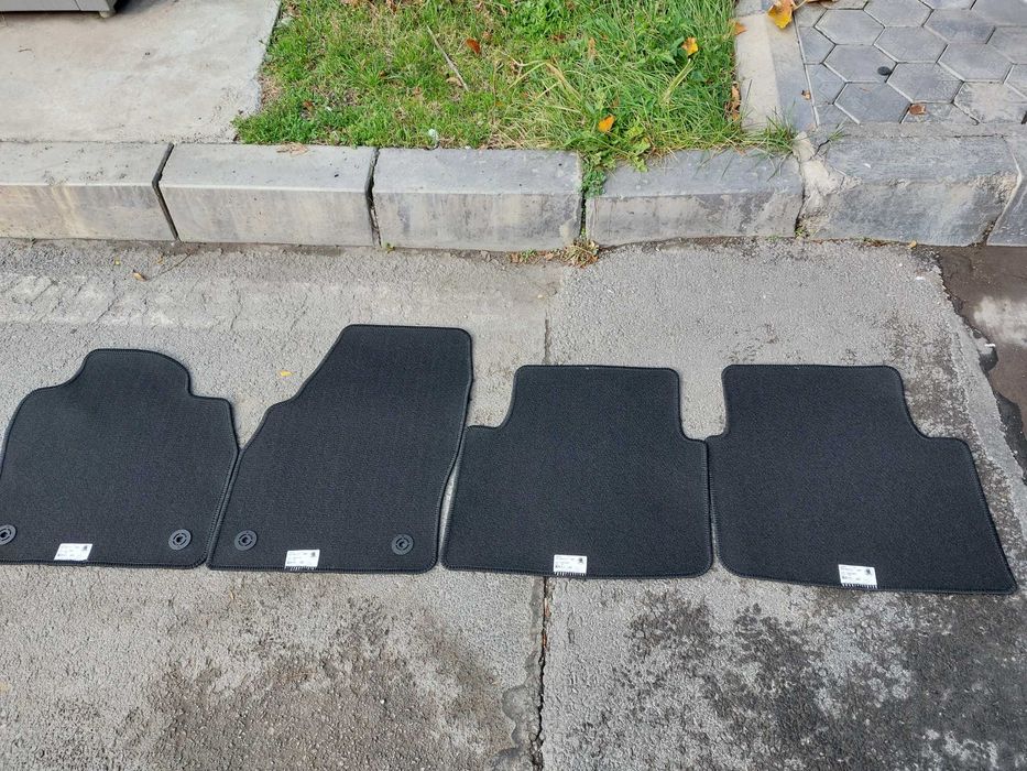 Оригинални стелки за Skoda Scala