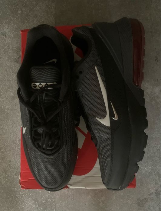 Nike Air Max Pulse 270