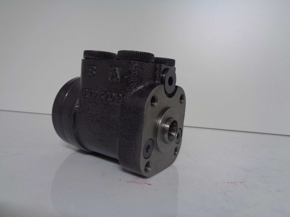 Pompa servo danfoos danfus tractoare utilaje agricole