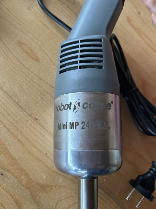 Mixer profesional Robot coupe nou