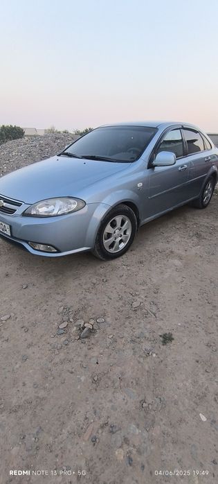 Chevrolet gentra 2015