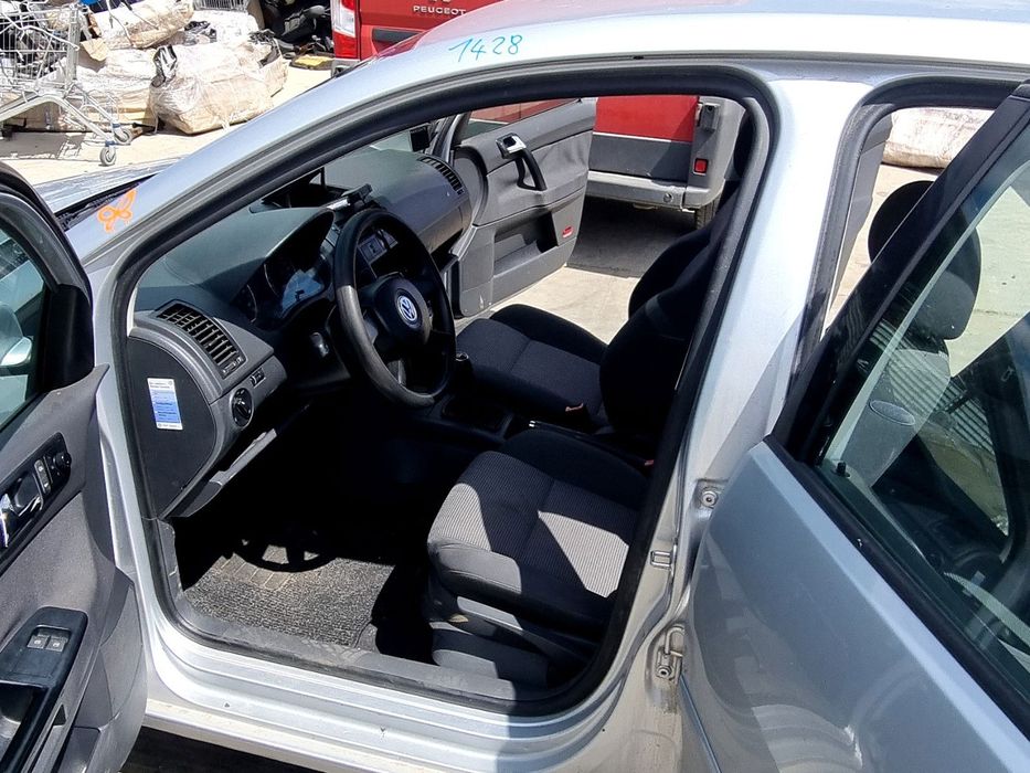 Cheder usa stanga fata Volkswagen Polo (9N) [Fabr 2001-2008] 1.2 Benz