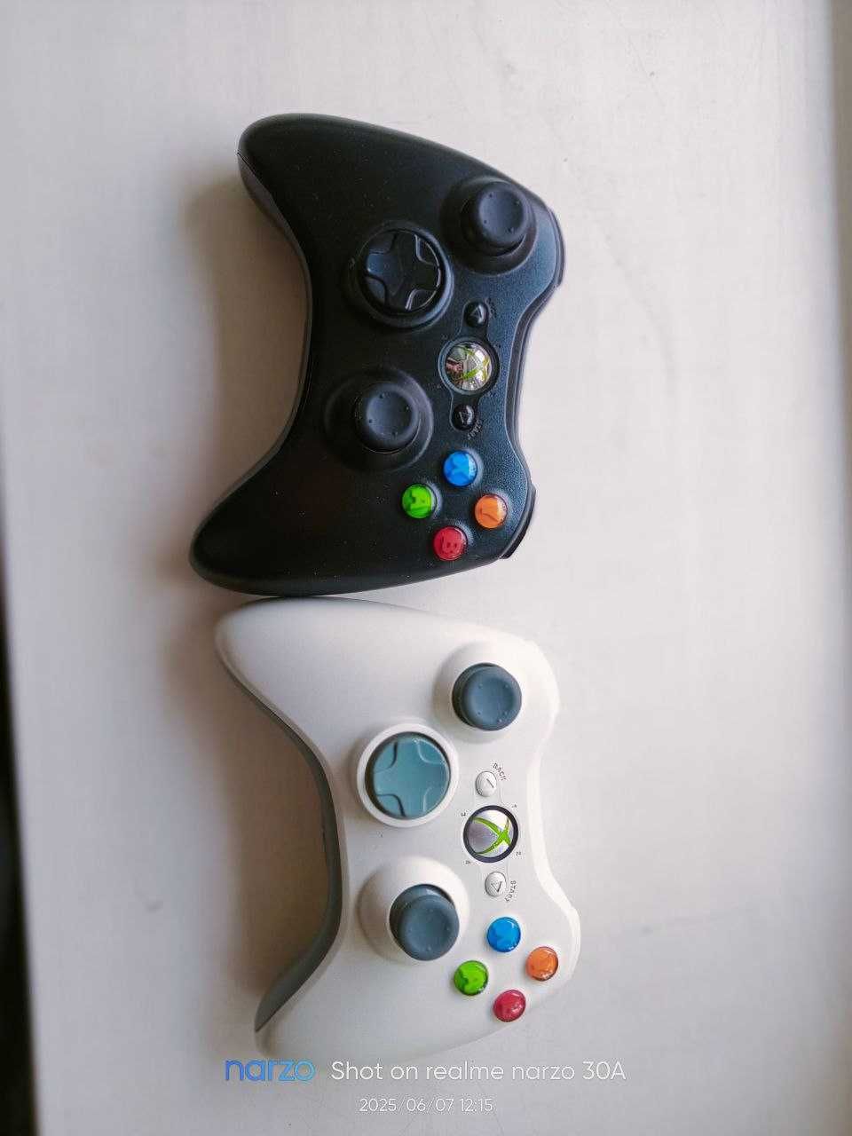 Срочно!! xbox 360 slim в идеальном состоянии прошитая!