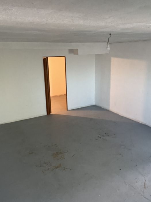 Inchiriem  spatiu birouri,productie si hala depozitare