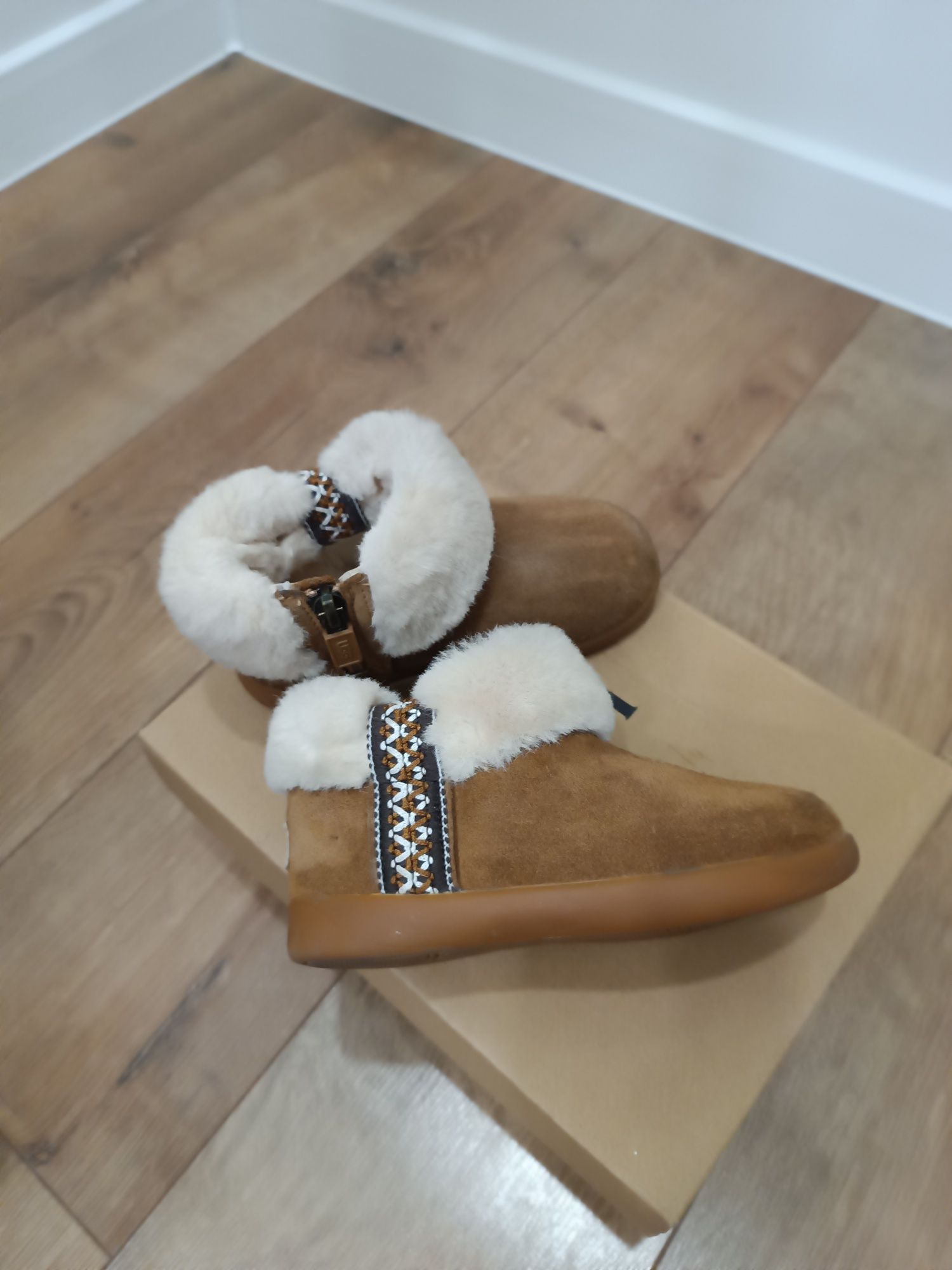 Детски ботушки UGG