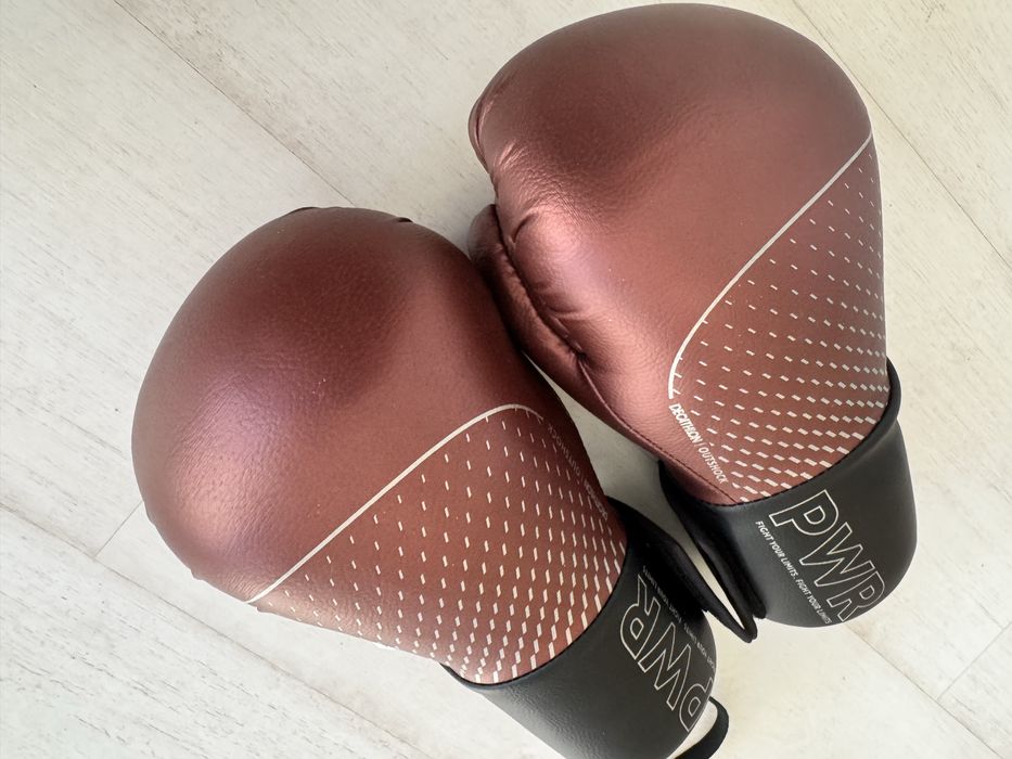 Дамски боксови ръкавици