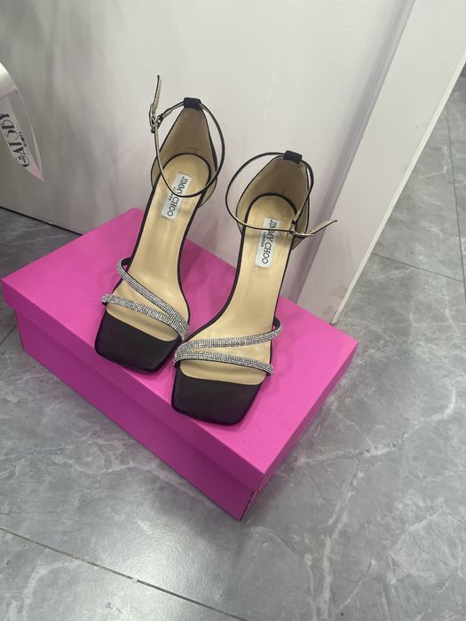 Новые босоножки jimmy choo