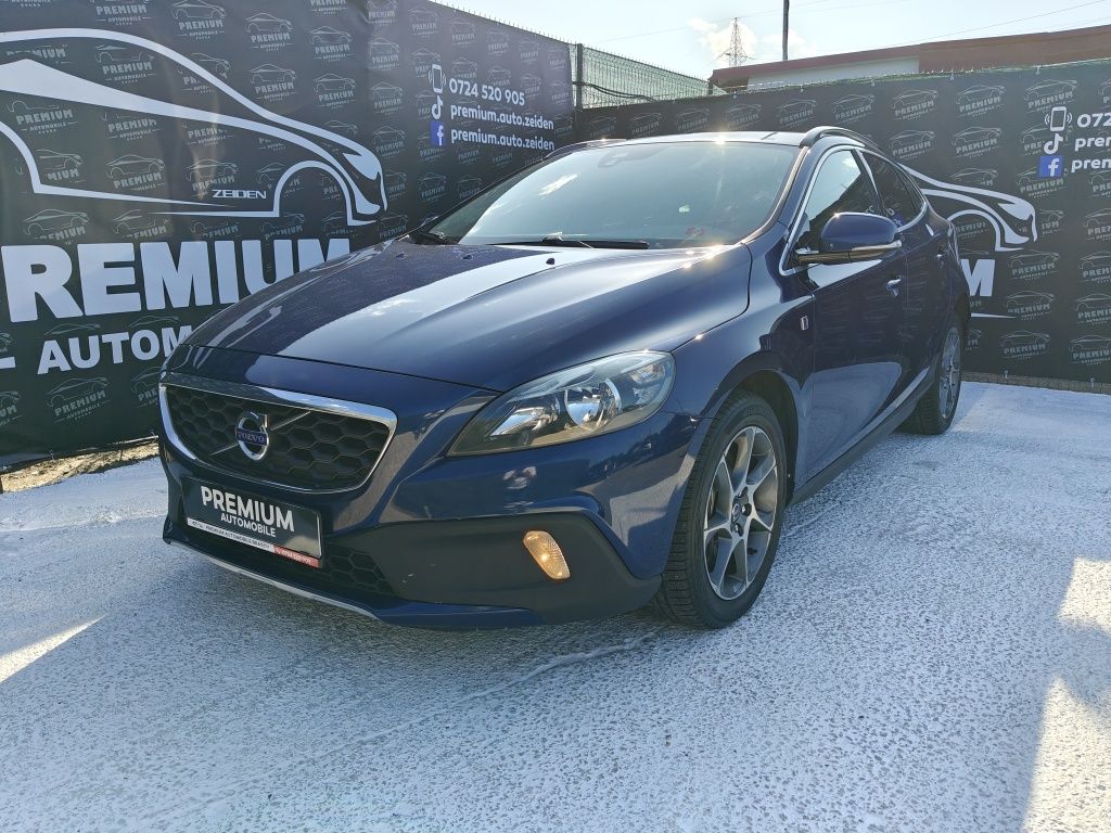 Volvo V40 /2.0 D4 190 CP / Ocean Race / Navi / Cross Country