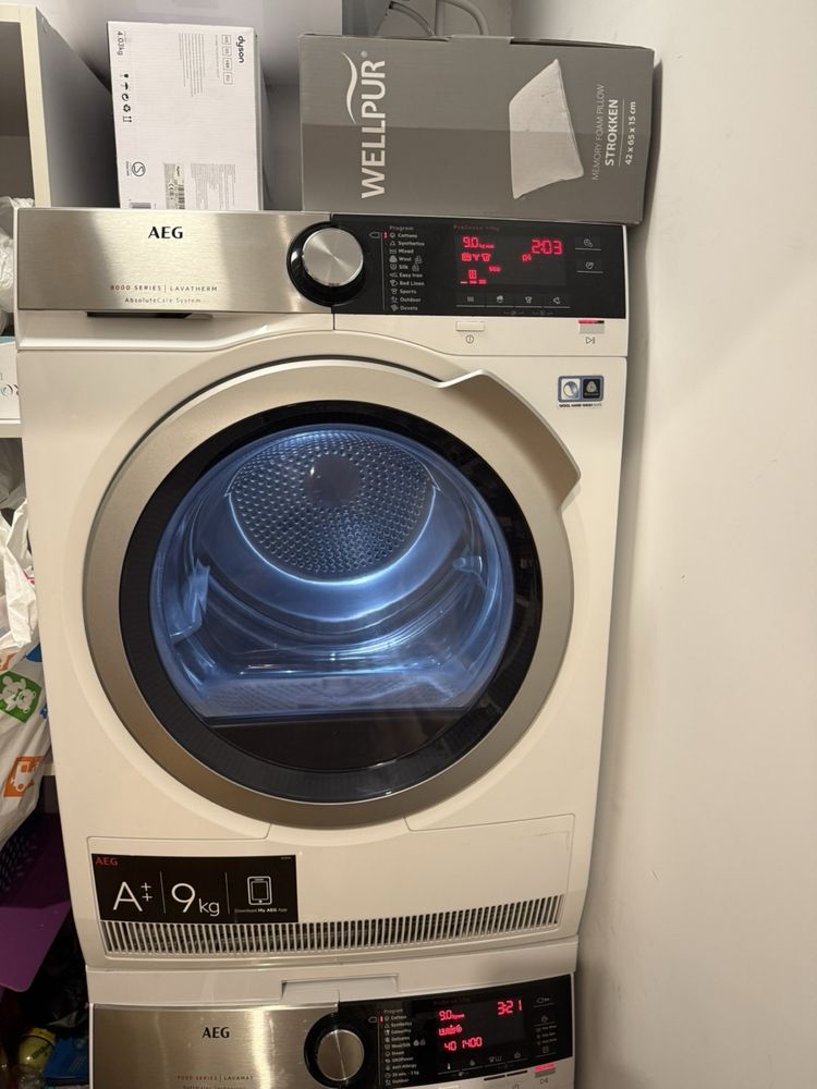 AEG 8000  series