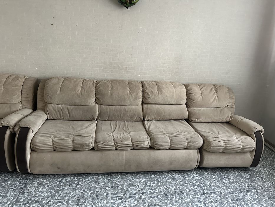 Диван не сломанный