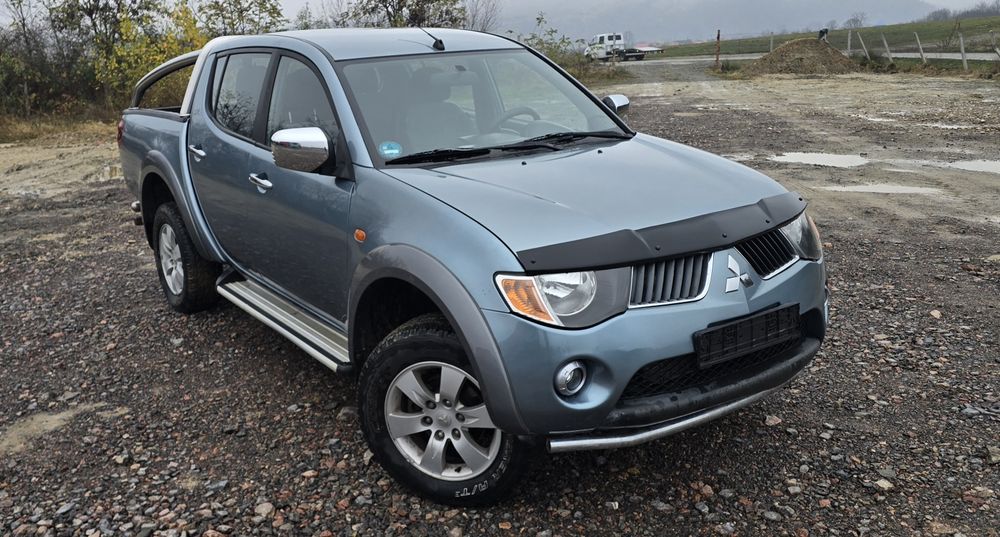 Mitsubishi L200 2.5 TD 136 Cp 4x4 Reductor**Fara Rugina**