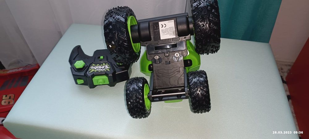 Mașinuță cu telecomanda