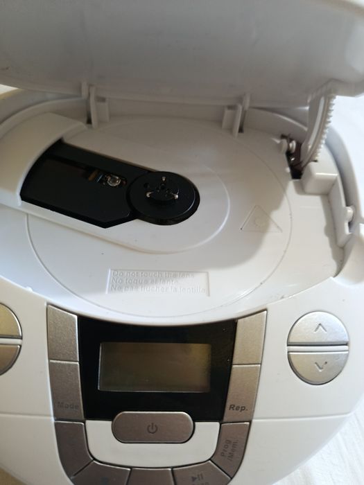 CD player și radio