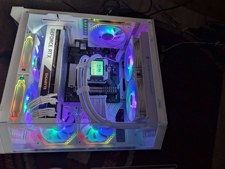 Okazie ‼️ PC Gaming White Box cu AIO RTX 3080 !