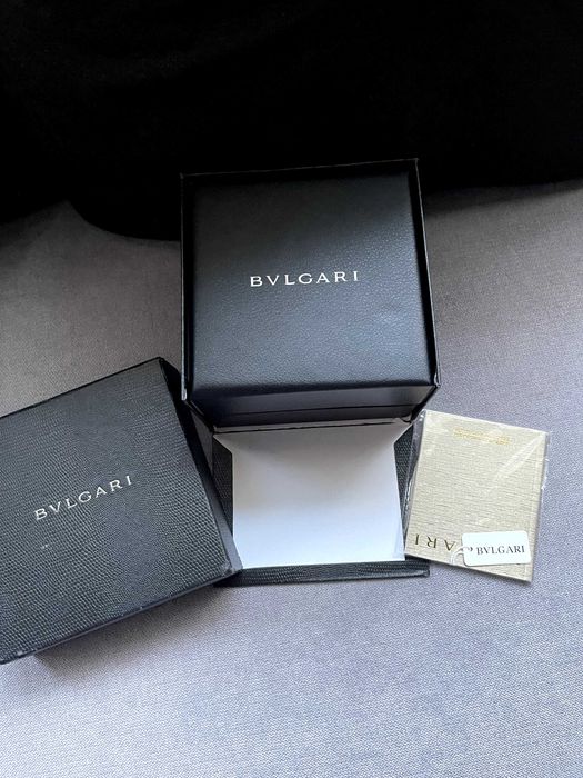 сребрист часовник змия bvlgari нов аксесоар гривна  комплект с кутия