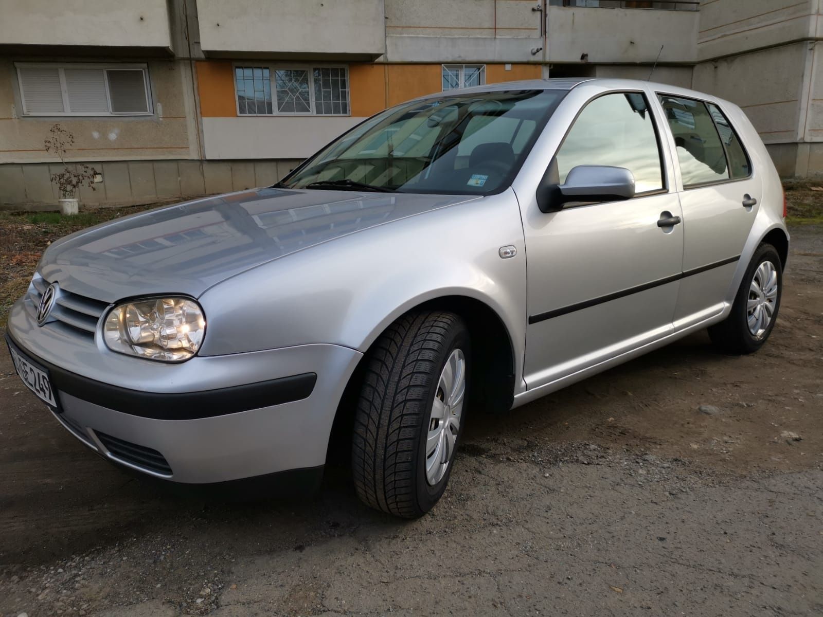 VW golf 4 din 2002 de 1,4i 75 de cp euro 4 adusa Germania