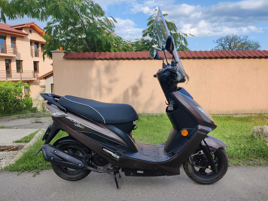 Scuter Kymco VP50 – 4T, doar 3.155 km, stare ca nou.