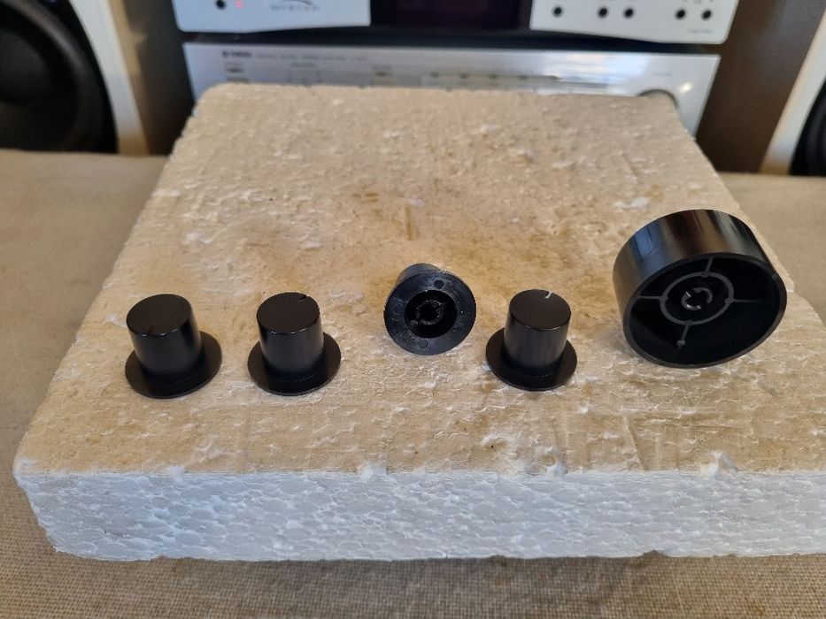 Set Butoane Denon. Impecabile.