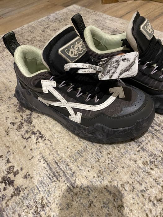 Off-White ODSy 1000