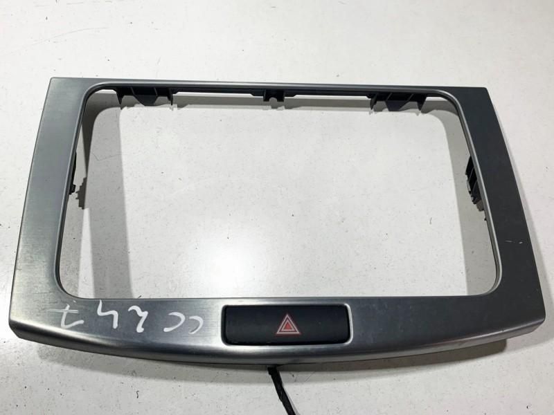 Rama radio cd cu buton avarie Volkswagen Passat CC facelift (2012-2016) 3AA858069
