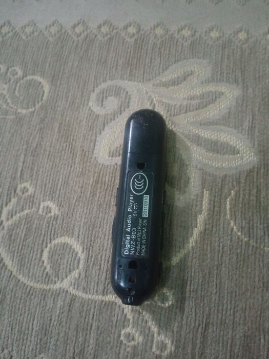 Продам MP3 плеер Sony B162f