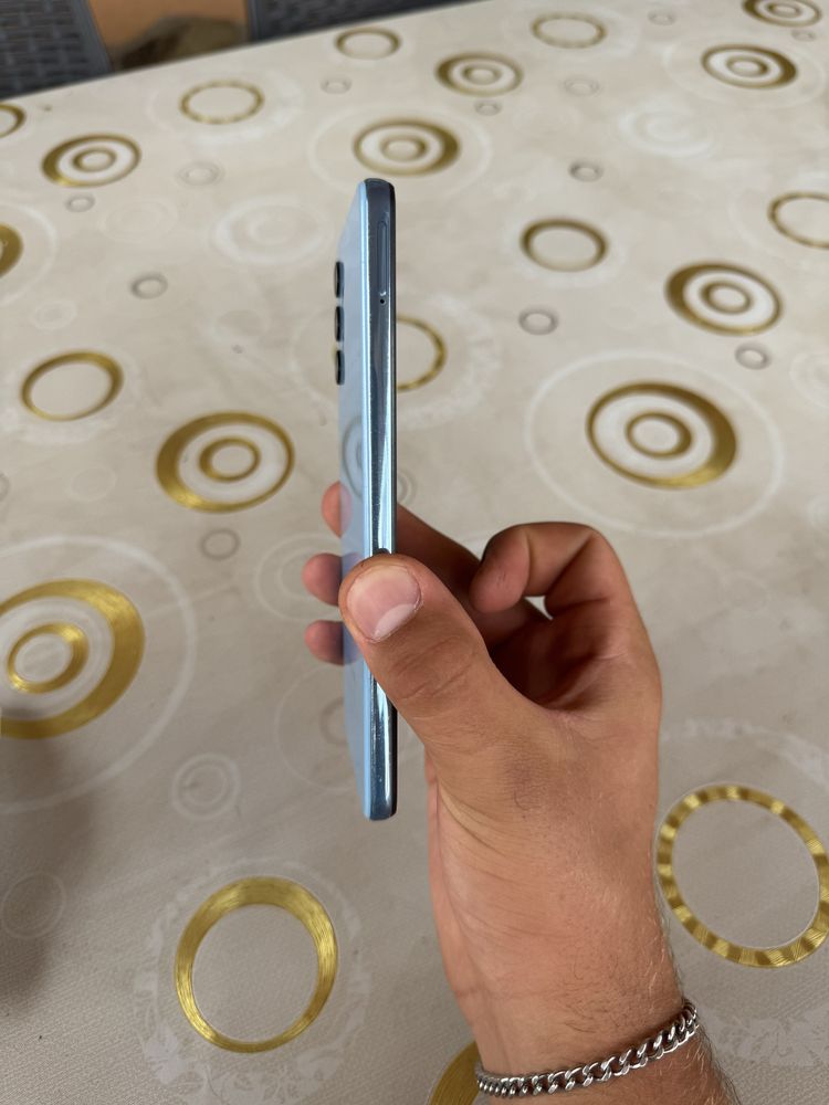 Samsung A32 4G 128 подарък калъф
