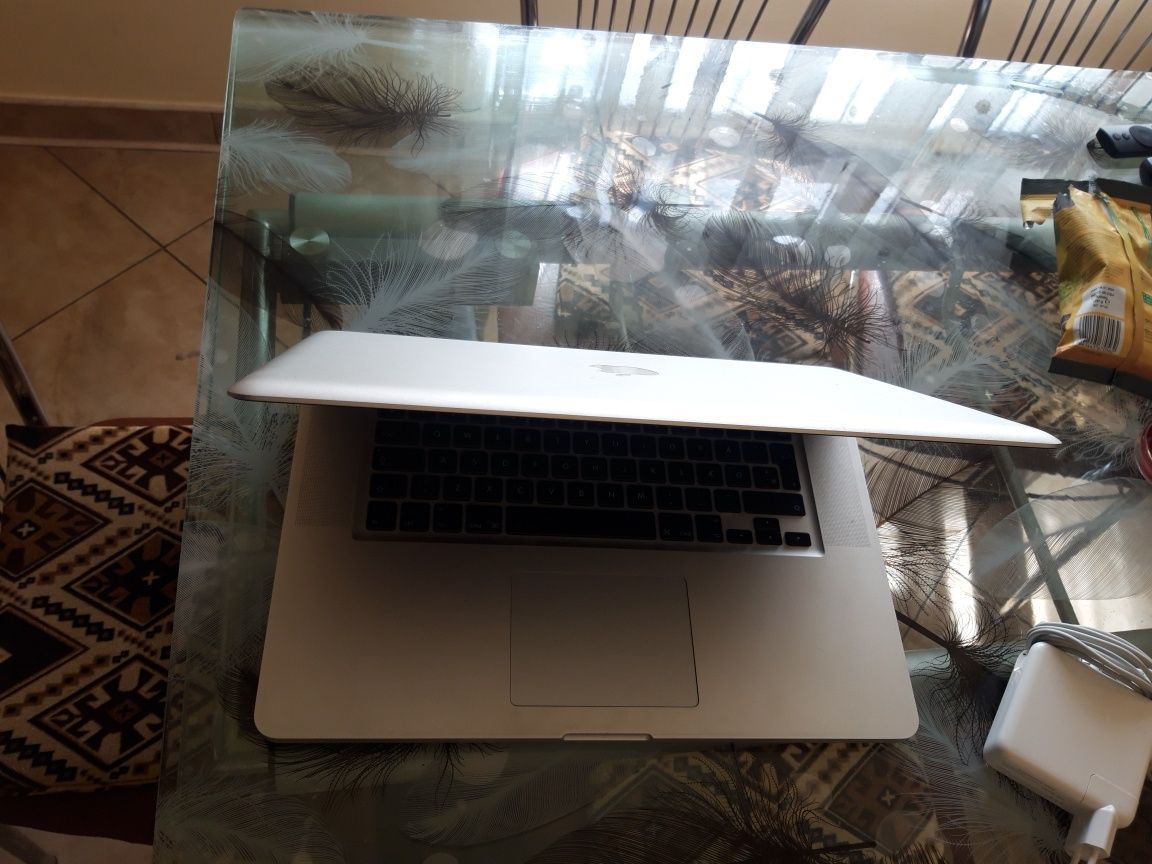 Macbook pro 15 inch