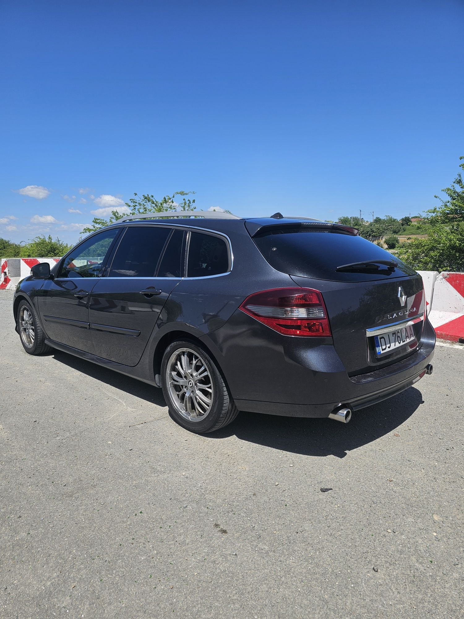 Renault Laguna 3 2.0dci Initiale Paris