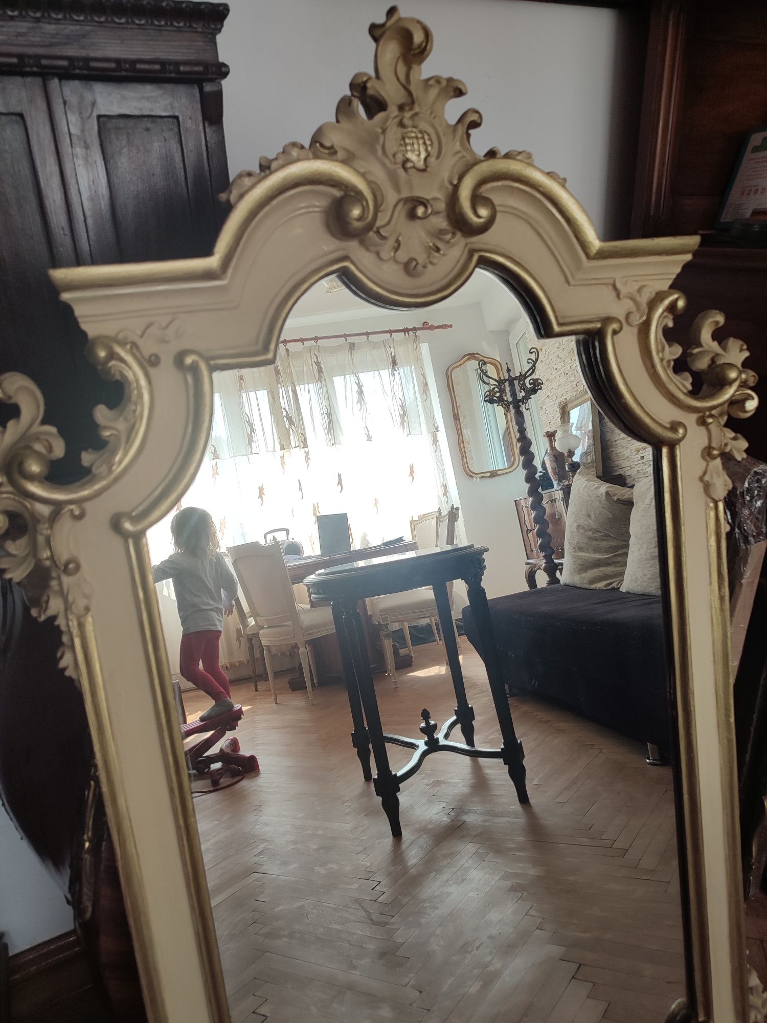 Oglinda sculptata antica vintage retro