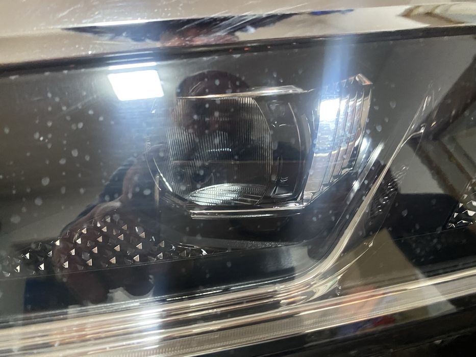 Far stanga full led matrix Vw Touareg an 2018-2021