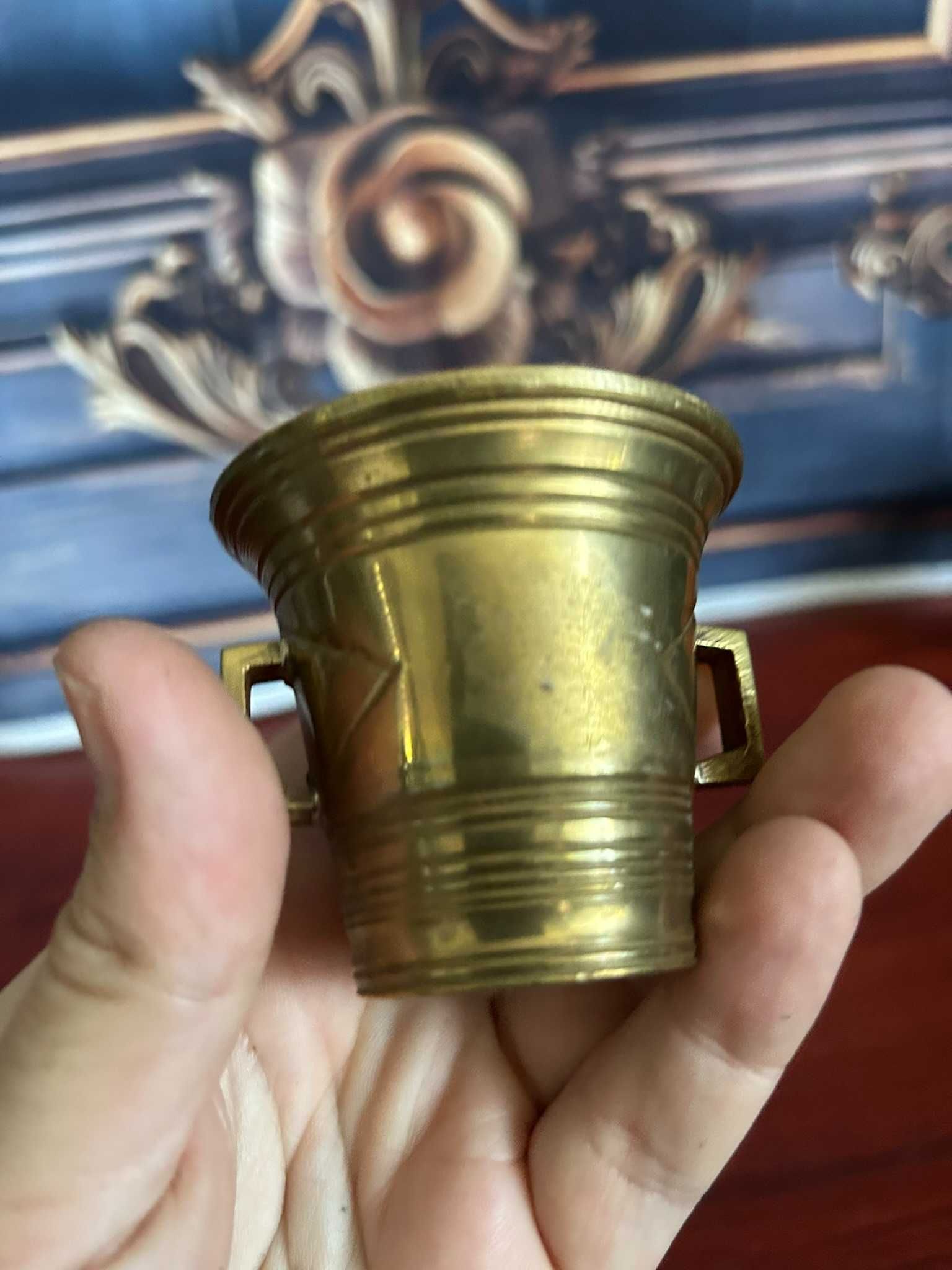 DN740 Piua mica bronz 142g 5-6cm diametru 5,5h