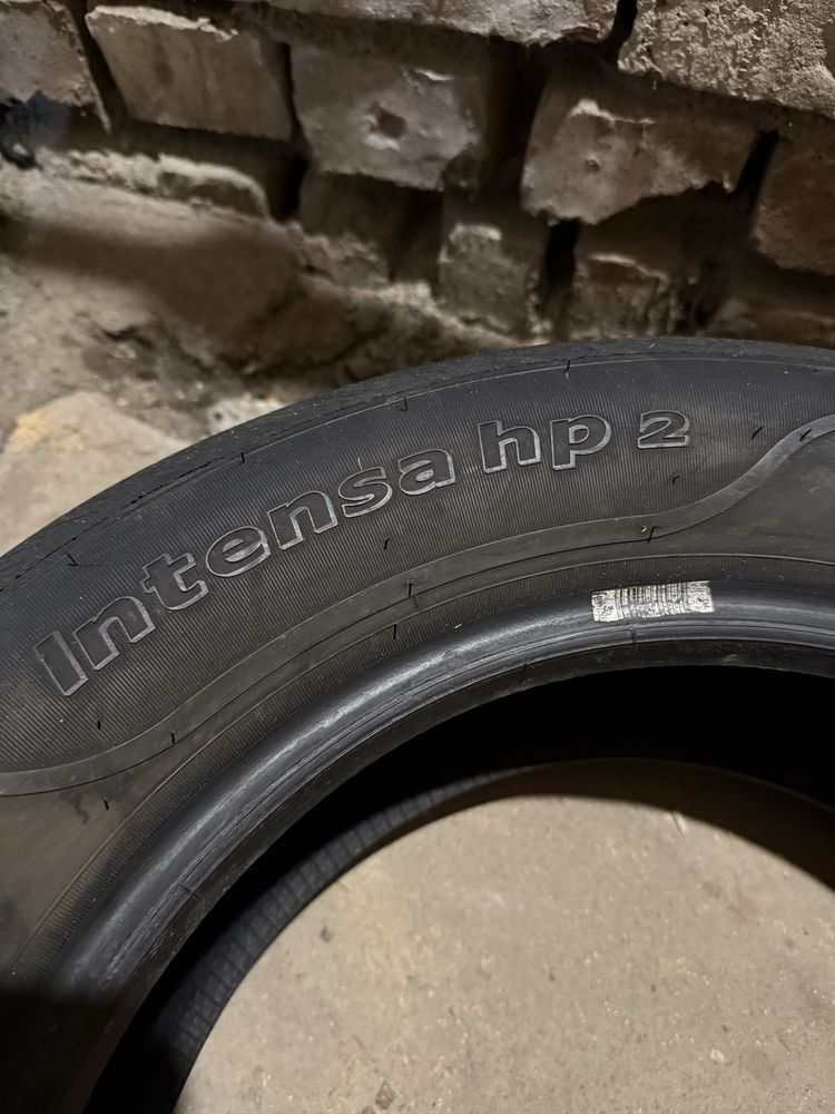 Две летни гуми 195/65R15