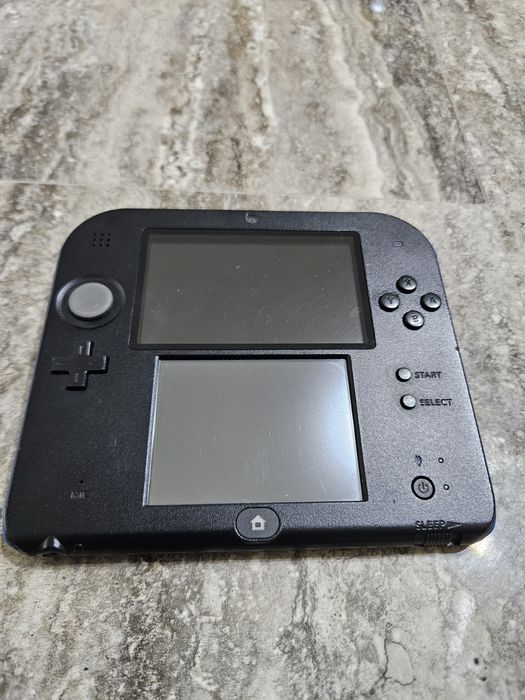 vând nintendo 2ds