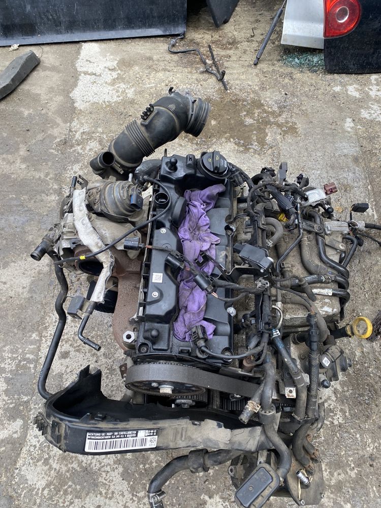 Motor vw golf 7 16 tdi cod crl turbina injectoare caseta direcție