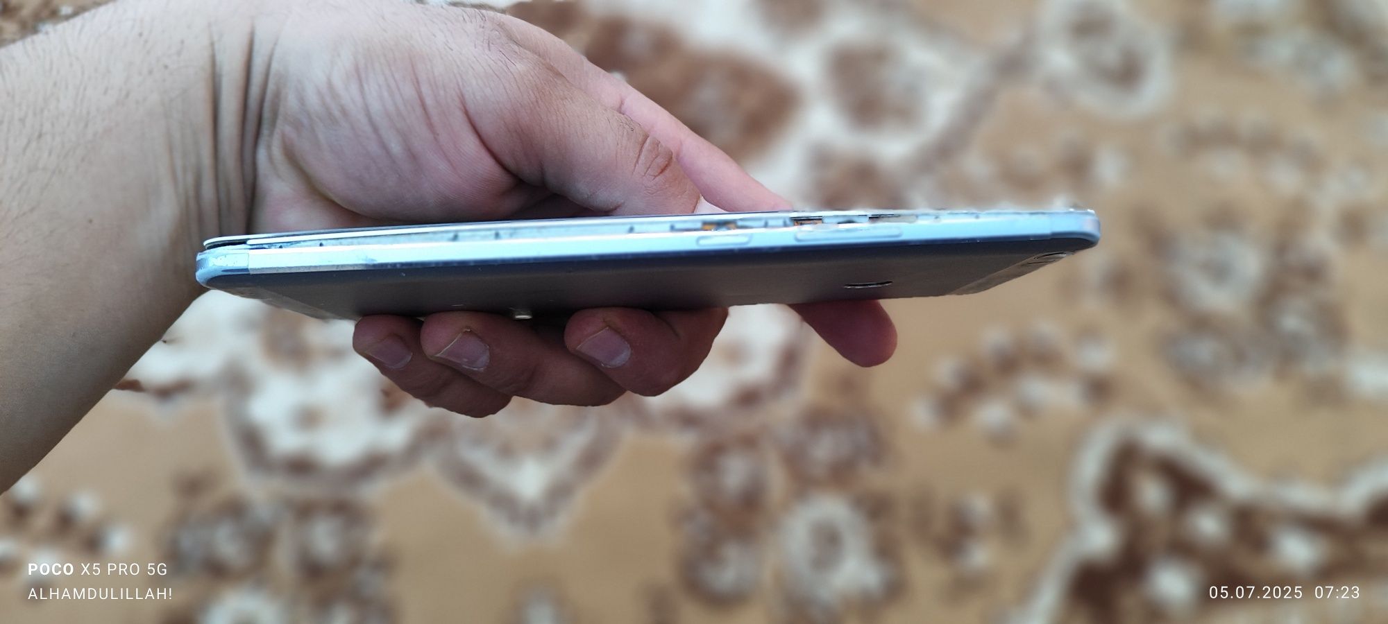 Mi Max 32 gb telefon qurilmasi.