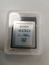 Карта памяти Sony XQD