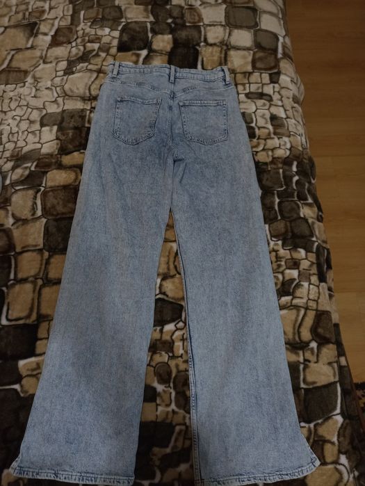 Дънки с широк крачол H&M