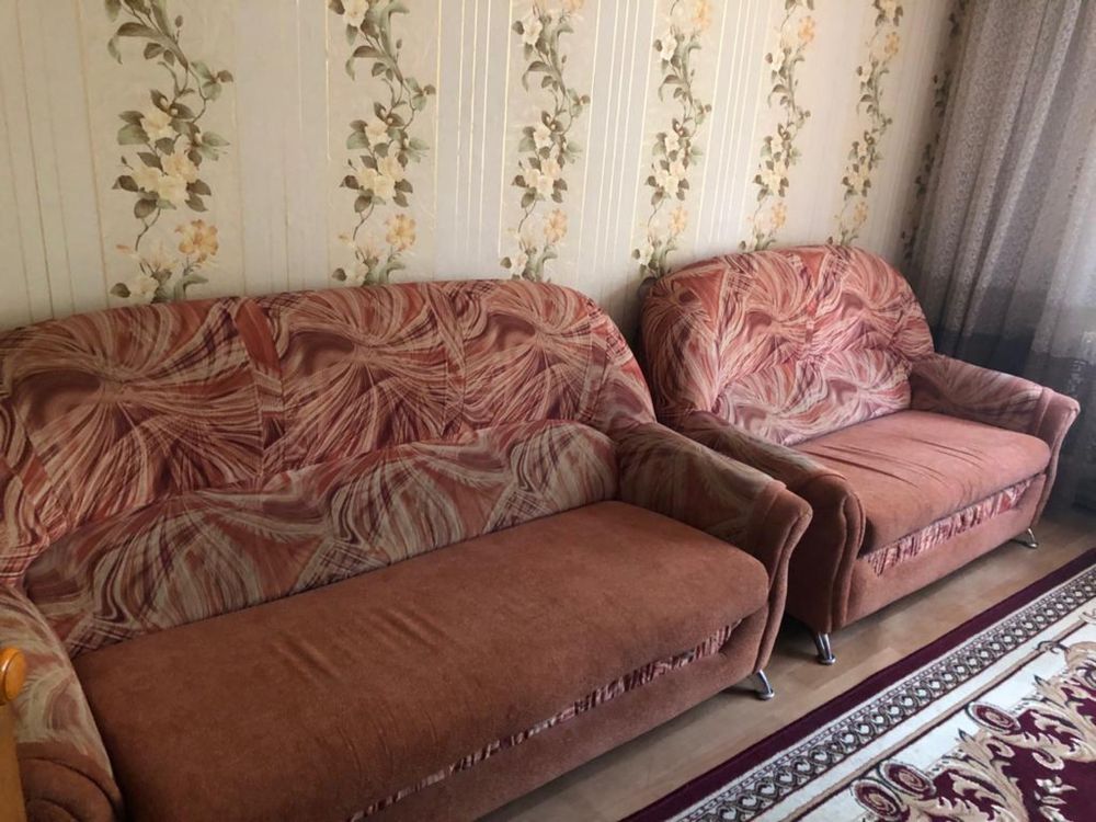 Продам Диван.