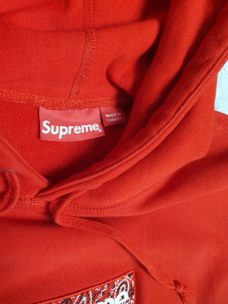 Supreme red bandana box logo